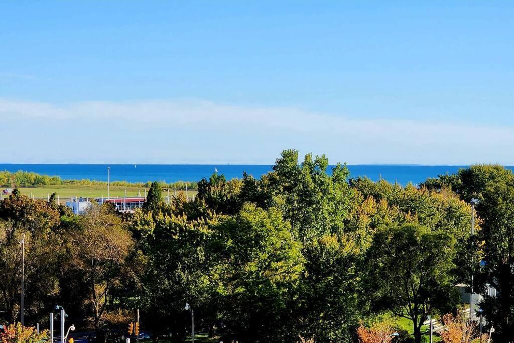 Lakeview Condo In Downtown With Free Parking. Toronto Exterior photo